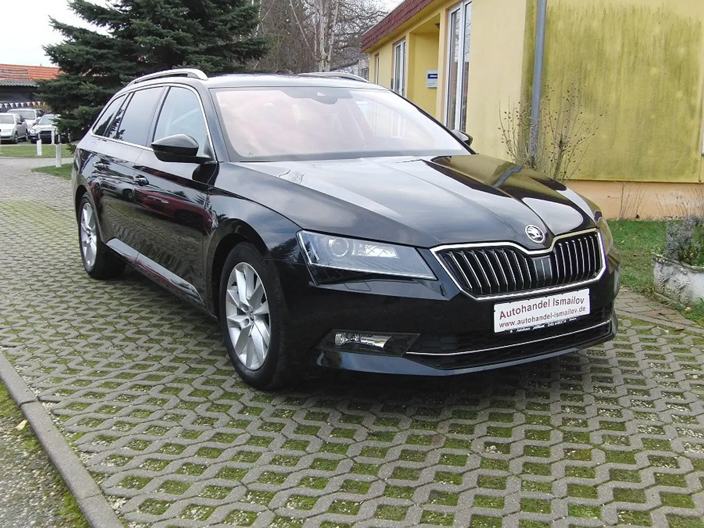 Skoda Superb Combi 1.4 TSI ACT Style Schwarz - 1