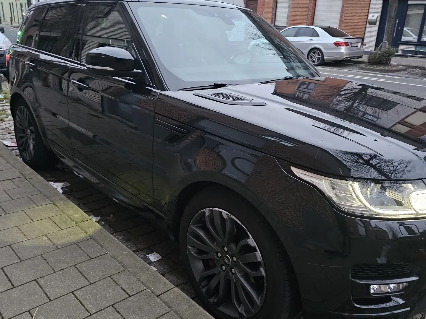 Land Rover Range Rover Sport D300 (SDV6) HSE Dynamic Noir - 1