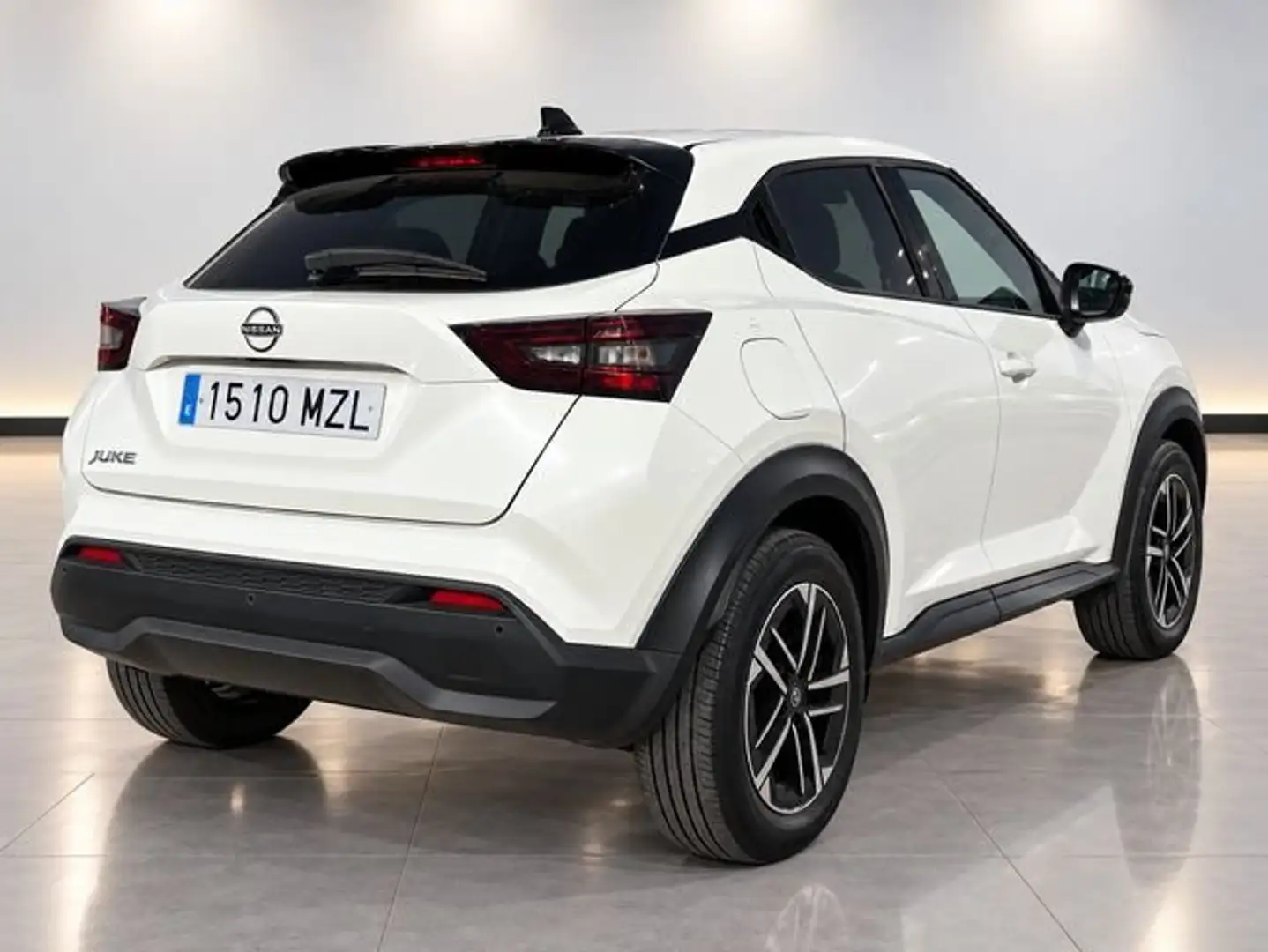 Nissan Juke 1.0 DIG-T N-Connecta 4x2 DCT 7 84kW Blanco - 2