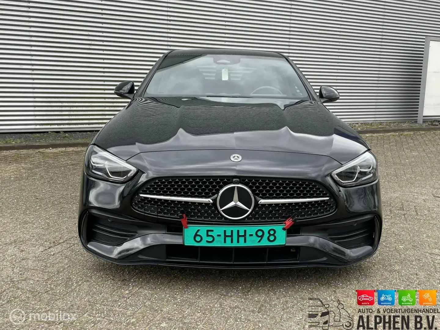 Mercedes-Benz C 220 d Launch Edition - Amg Styling - Black - 2