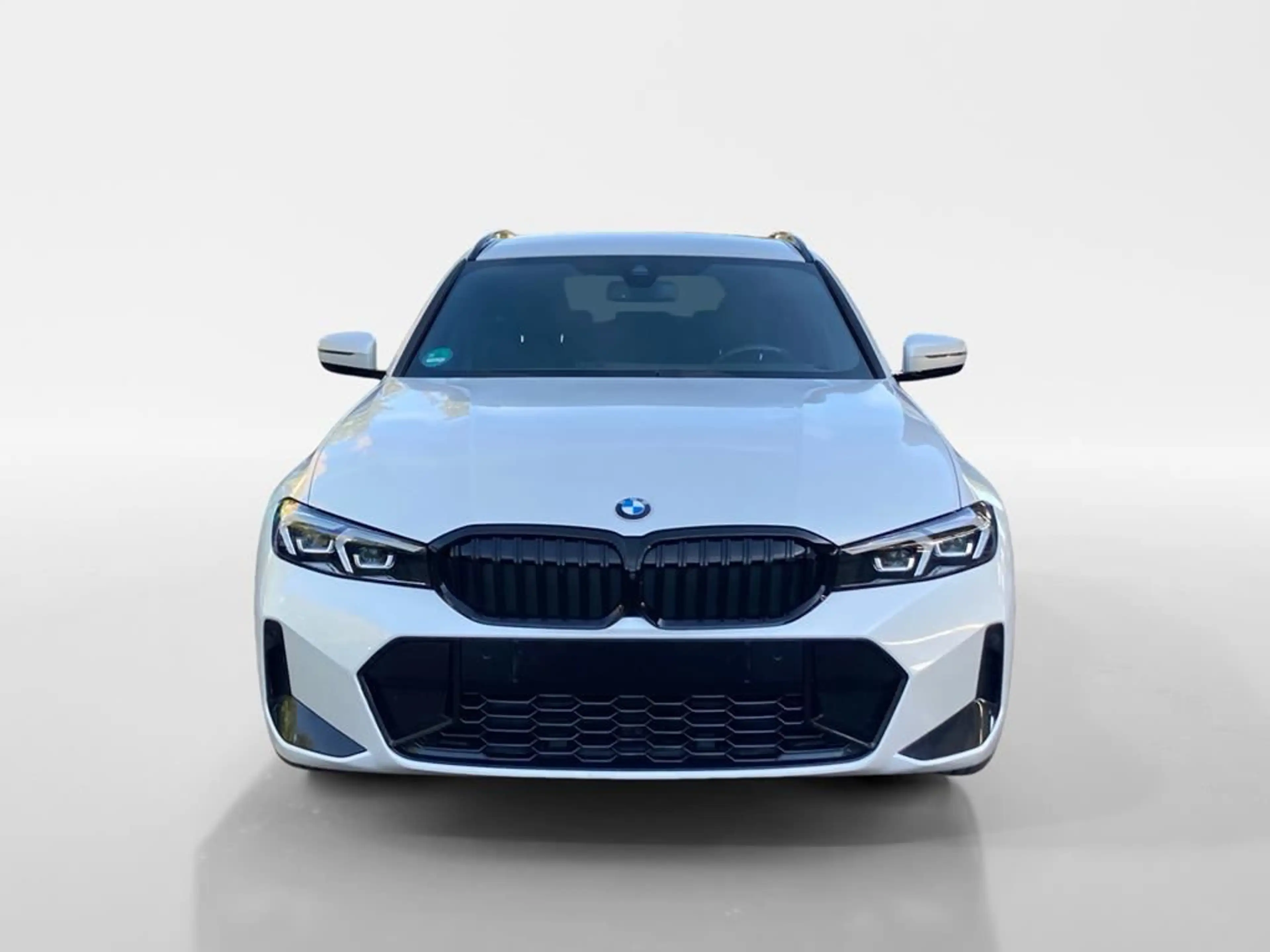 BMW 320 M Sport — photo 2