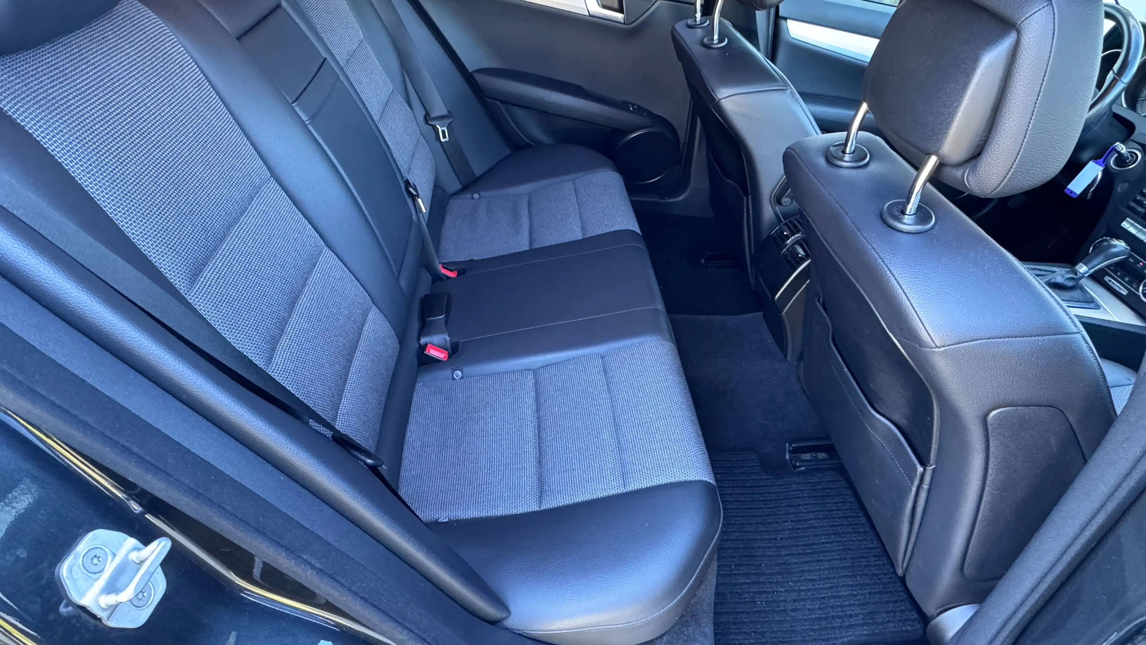 Mercedes-Benz C 250 C 250 CDI BlueEfficiency 4Matic (204.082) — photo 11