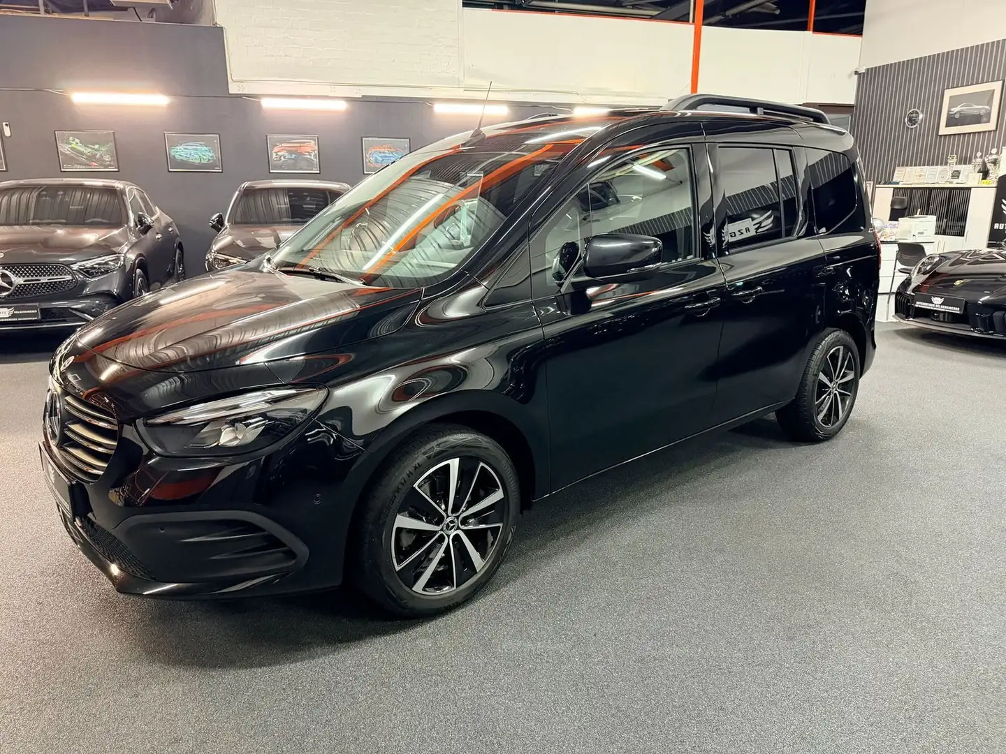 Mercedes-Benz T-Class T 180 Progressive Edition MBUX/LED/KAMERA/AHK Noir - 2