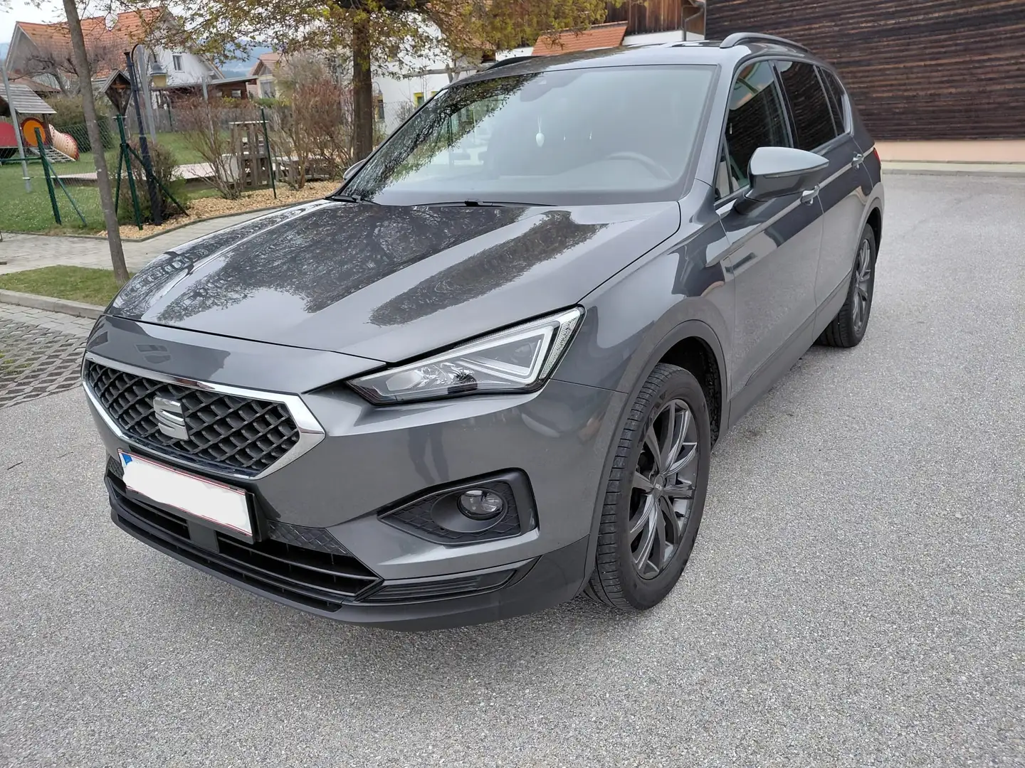 SEAT Tarraco Tarraco 2,0 TDI Style DSG 4Drive Style Grau - 1