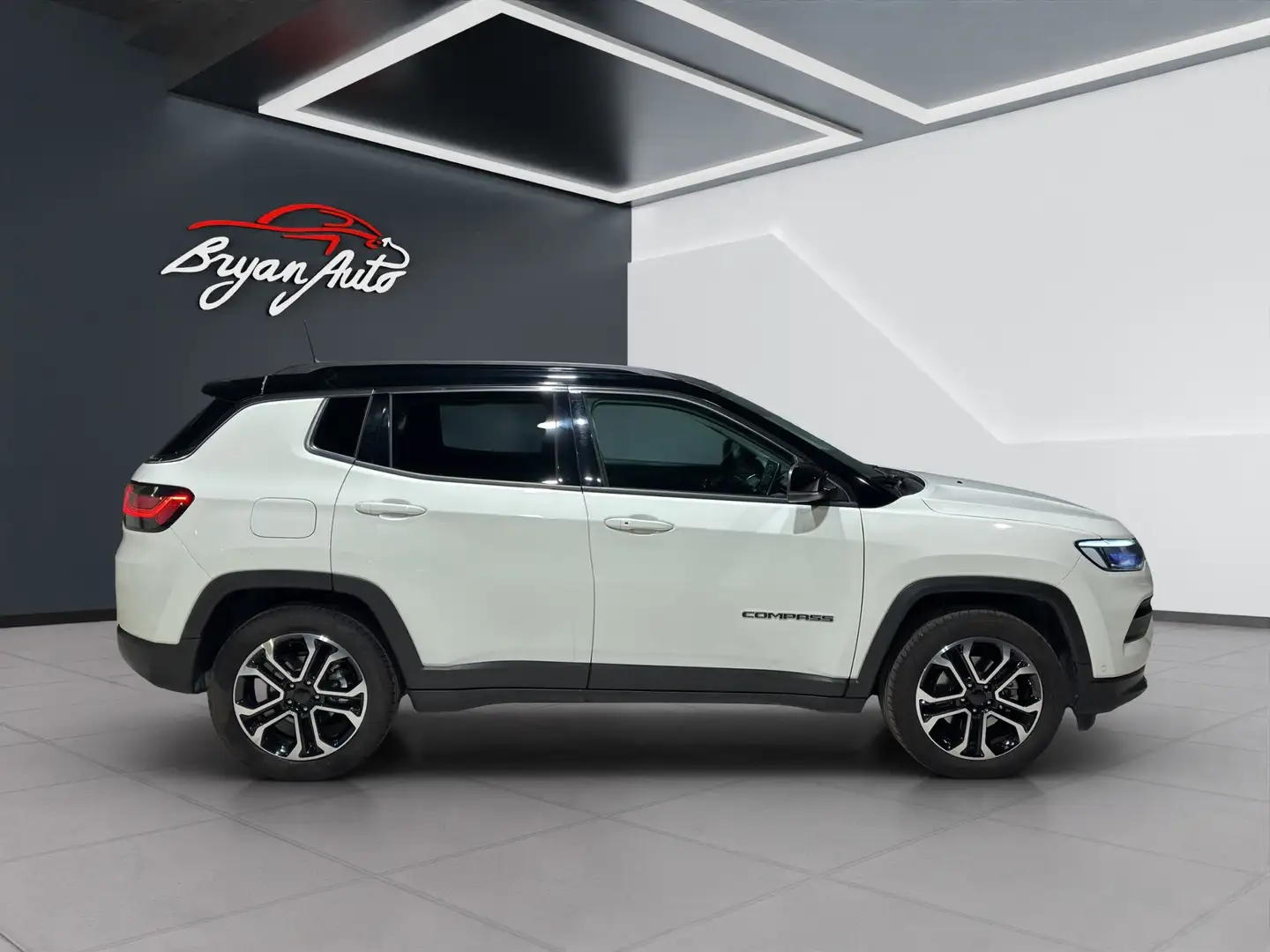 Jeep Compass 1.3 turbo t4 Limited 2wd 130cv - 1