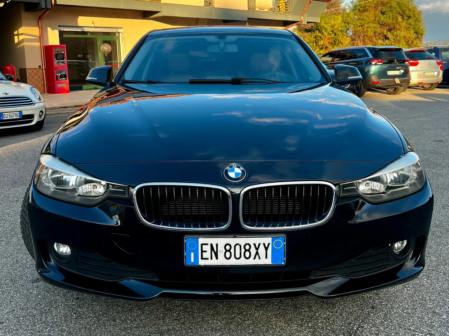 BMW 318 Serie 3 F31 2012 Touring 318d Touring Msport Schwarz - 2