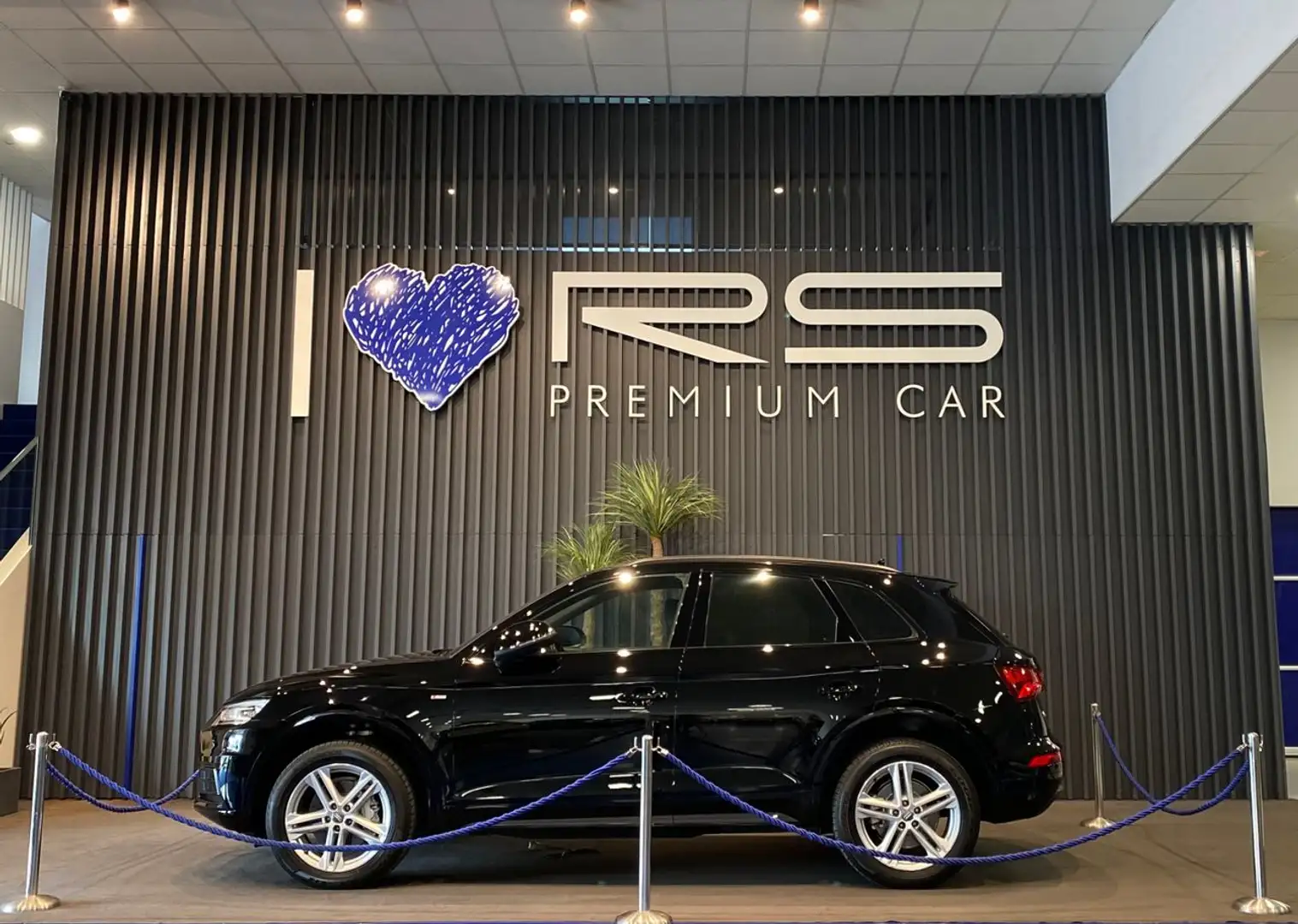 Audi Q5 2.0TDI S line quattro-ultra S tronic 140kW Negro - 1