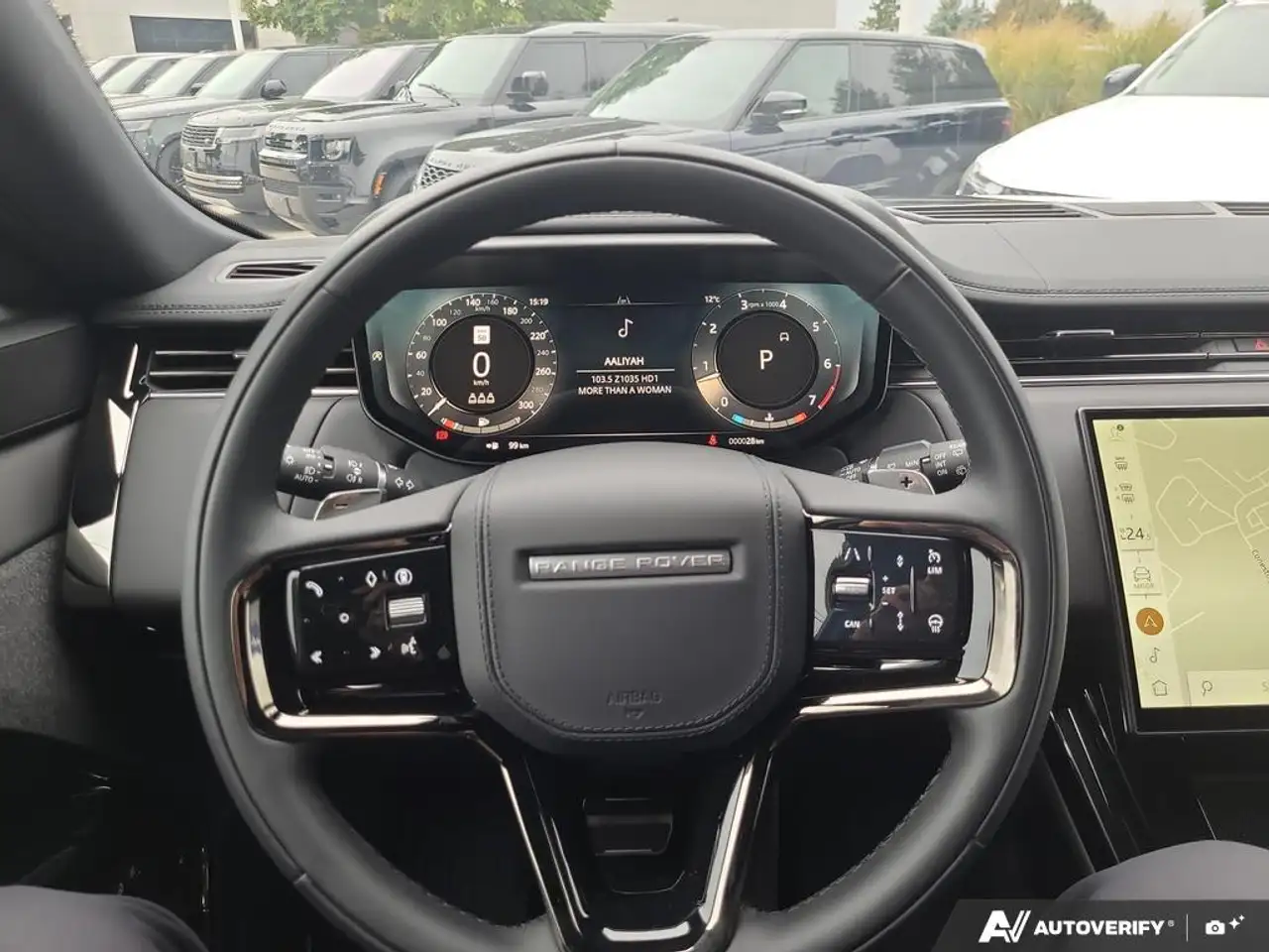 Land Rover Range Rover Sport снимка Land Rover Range Rover Sport