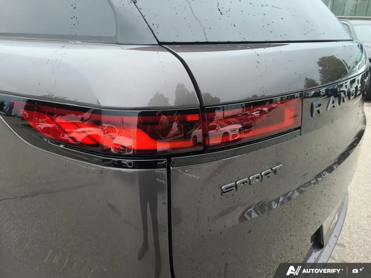 Land Rover Range Rover Sport снимка Land Rover Range Rover Sport