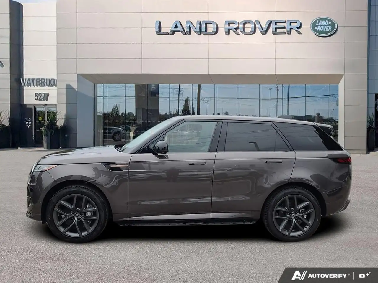 Land Rover Range Rover Sport снимка Land Rover Range Rover Sport