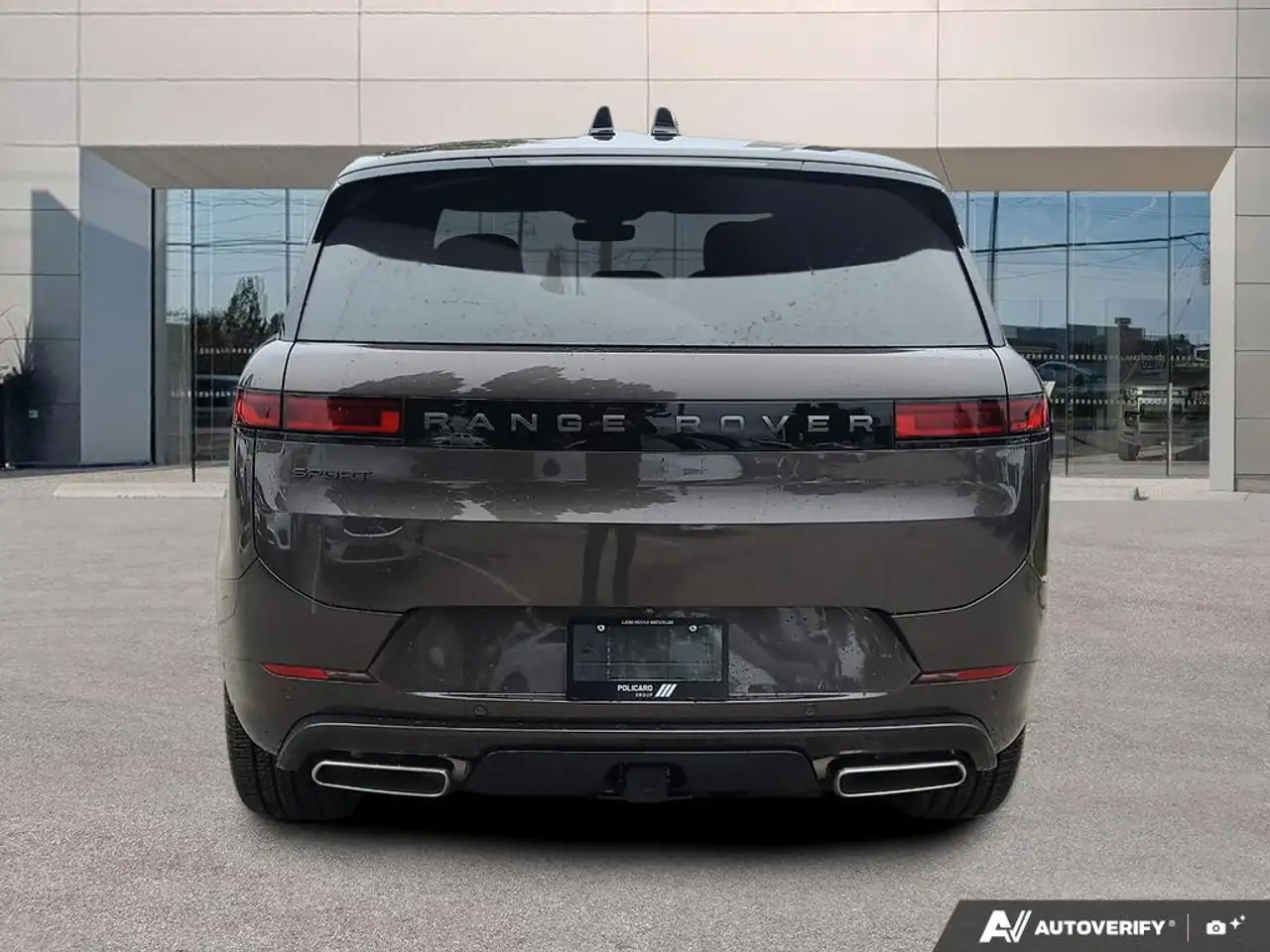 Land Rover Range Rover Sport снимка Land Rover Range Rover Sport
