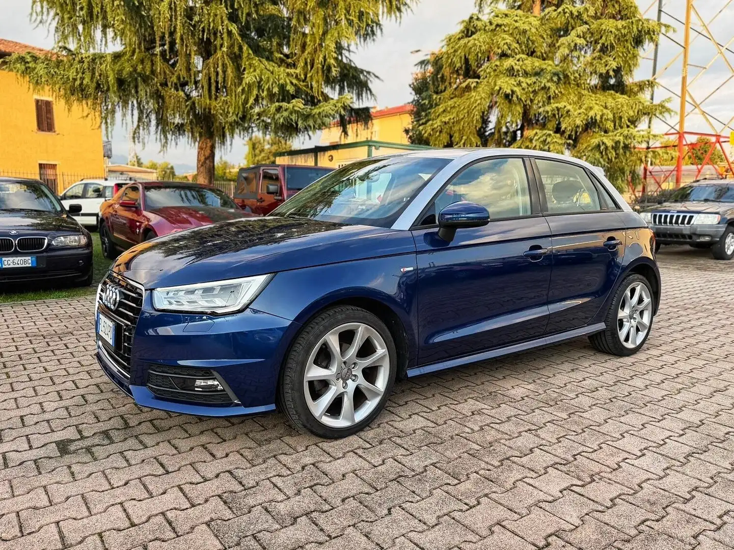 Audi A1 A1 1.0 82 CV TFSI Admired Blu/Azzurro - 1