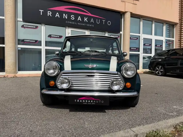 Mini Hatch view 2