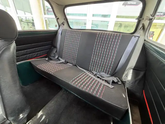 Mini Hatch view 14
