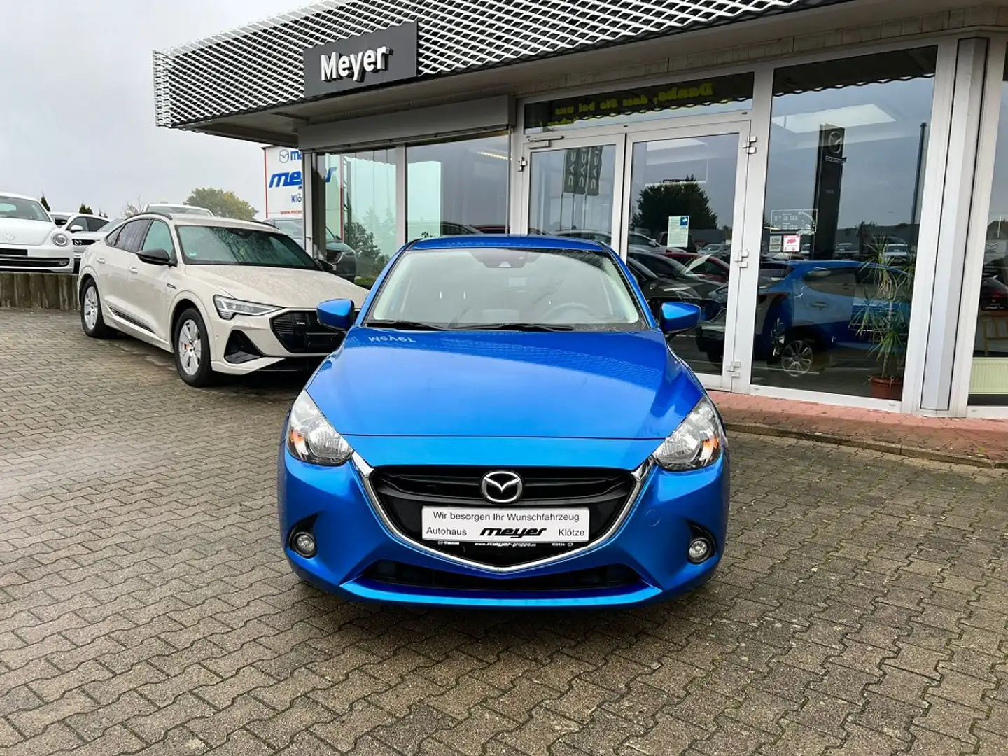 Mazda 2 Exclusive-Line Allwetter AHK Bleu - 2