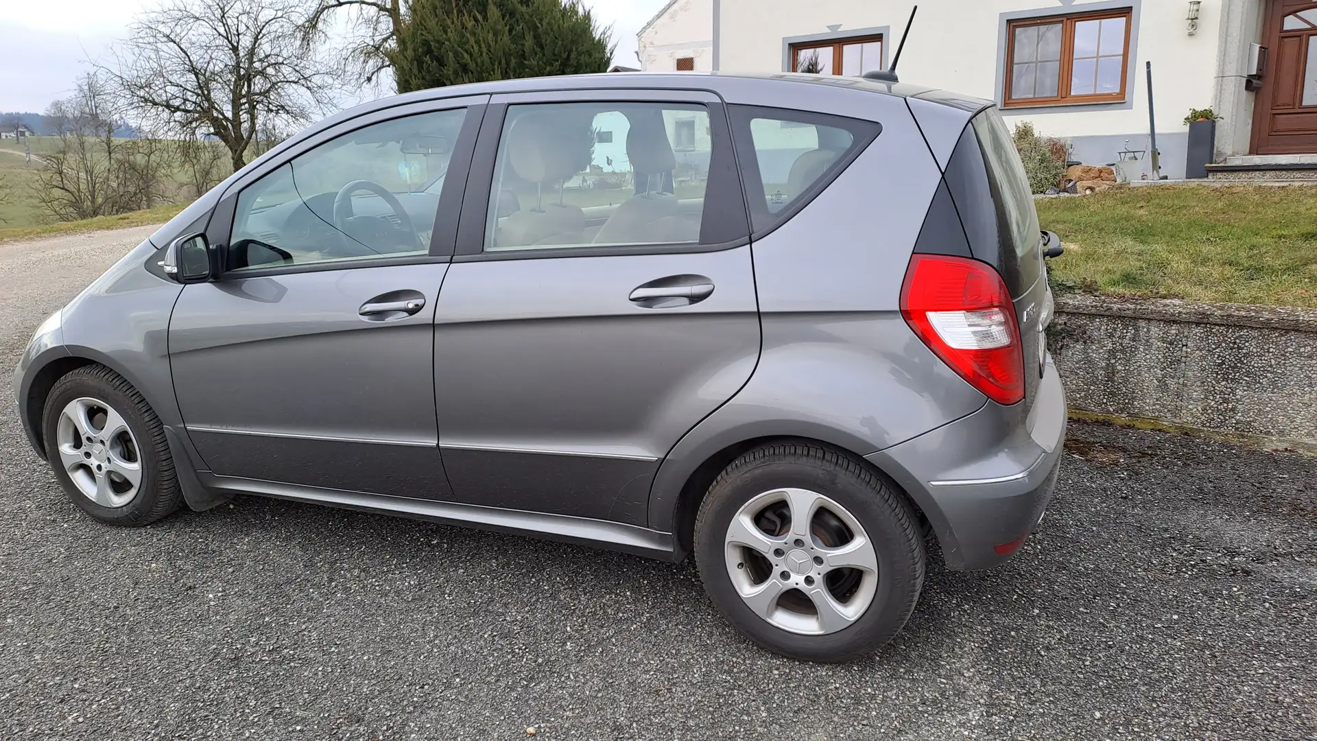 Mercedes-Benz A 180 A 180 Avantgarde CDI Avantgarde Grau - 2