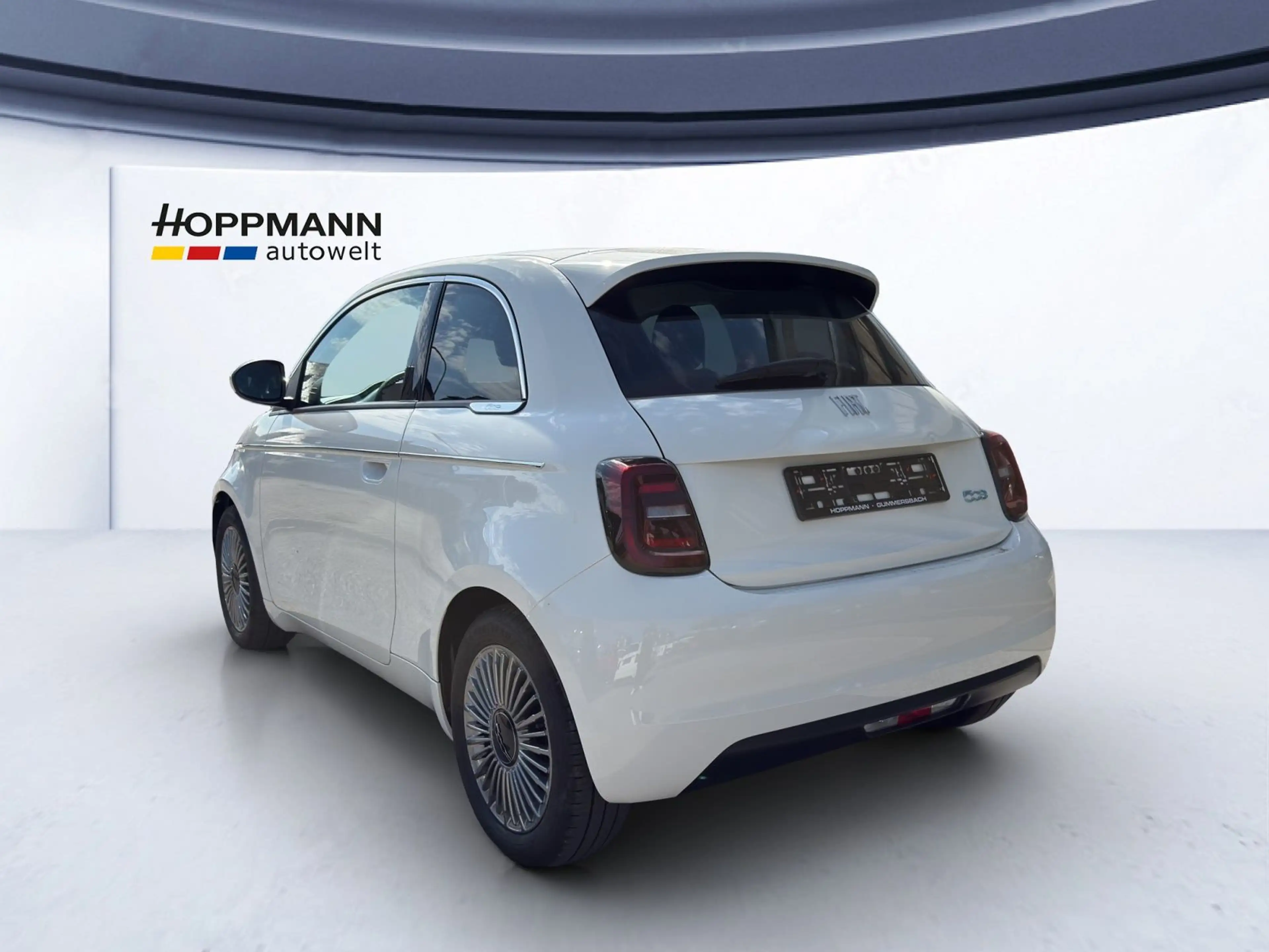 Fiat 500e *LED*CARPLAY*KLIMA* — photo 5