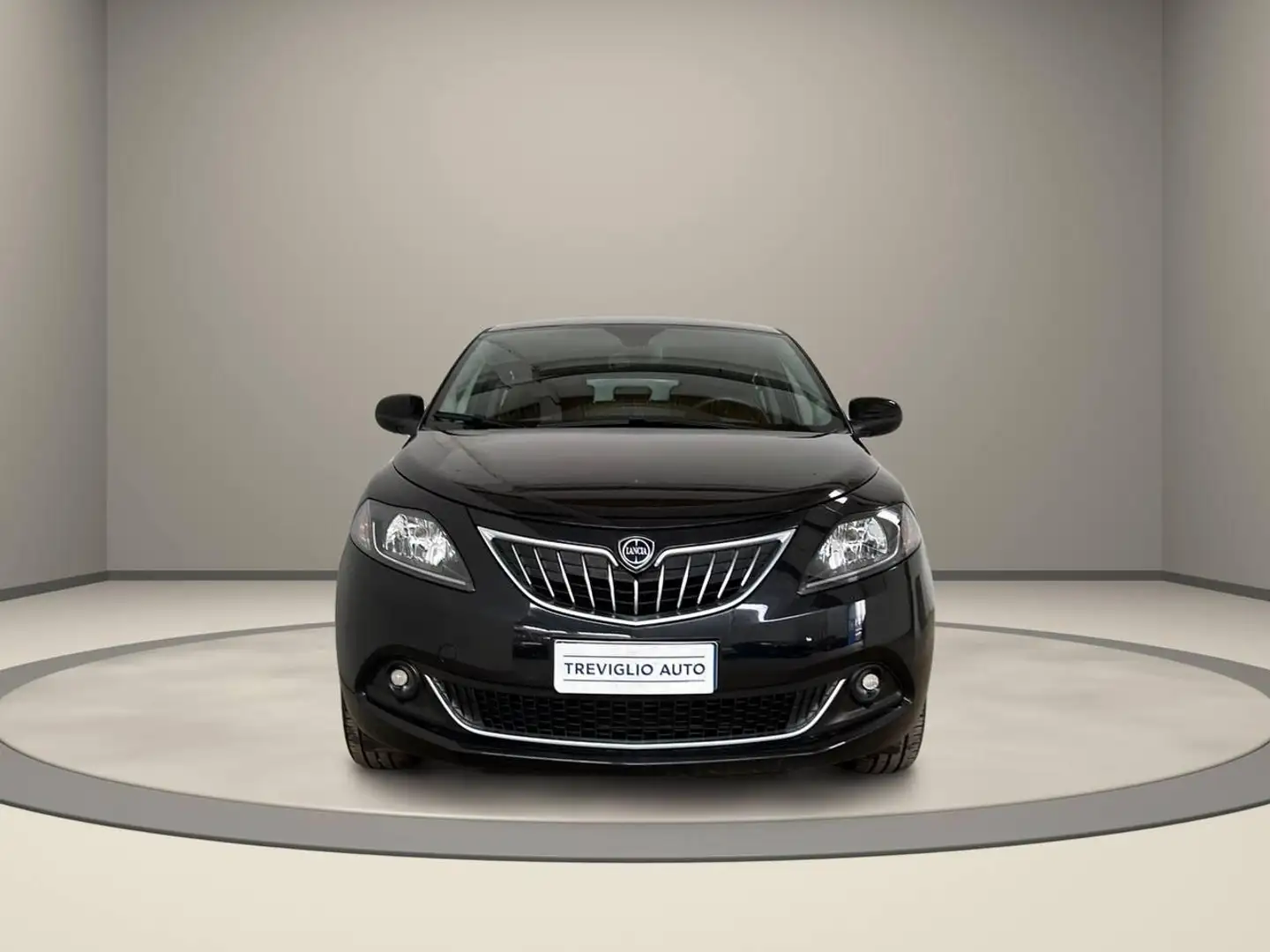 Lancia Ypsilon 1.0 FireFly 5 porte S&S Hybrid Gold Plus Nero - 2