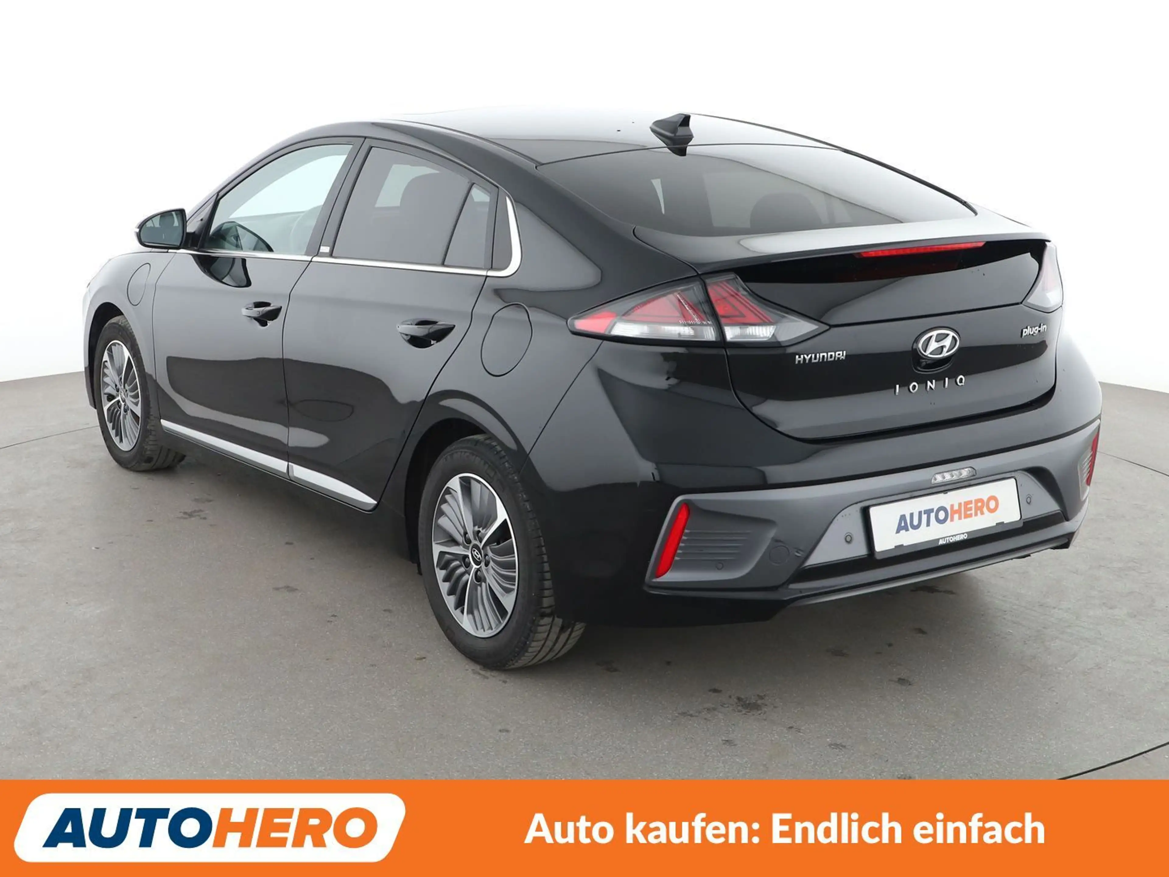 Hyundai IONIQ 1.6 Plug-in Hybrid Prime Aut.*NAVI*ACC*PDC* — photo 4