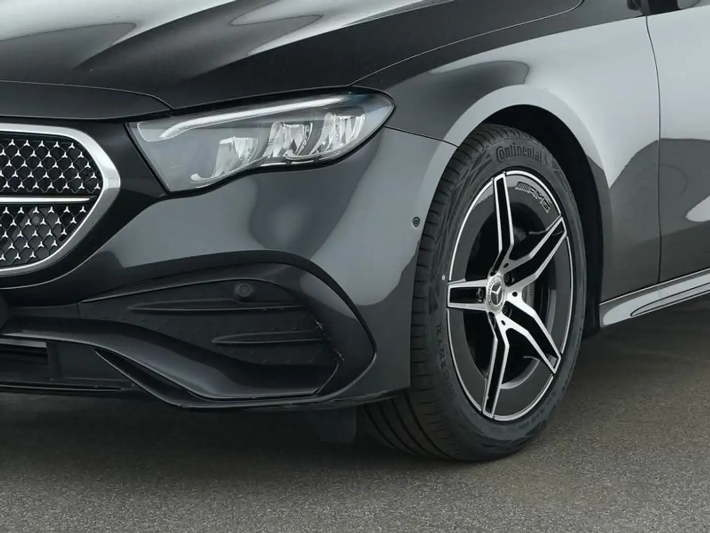 Mercedes-Benz E 220 E 220 d AMG Line Advanced auto Grigio - 2