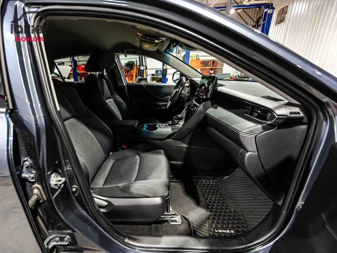 Toyota Venza снимка Toyota Venza