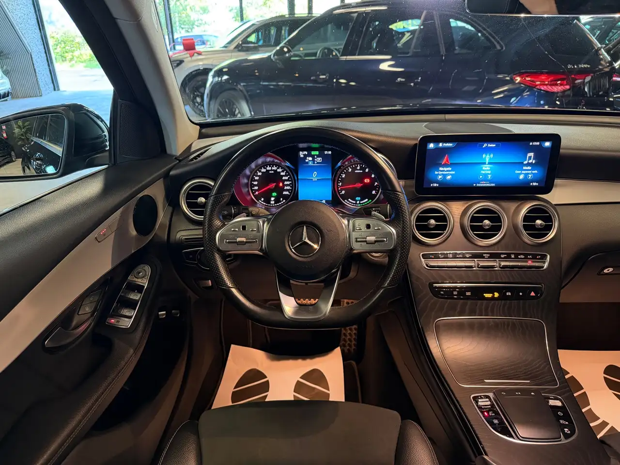 Mercedes-Benz GLC 300e 4MATIC AMG Line Pano Trekhaak Camera, миниатюра 11