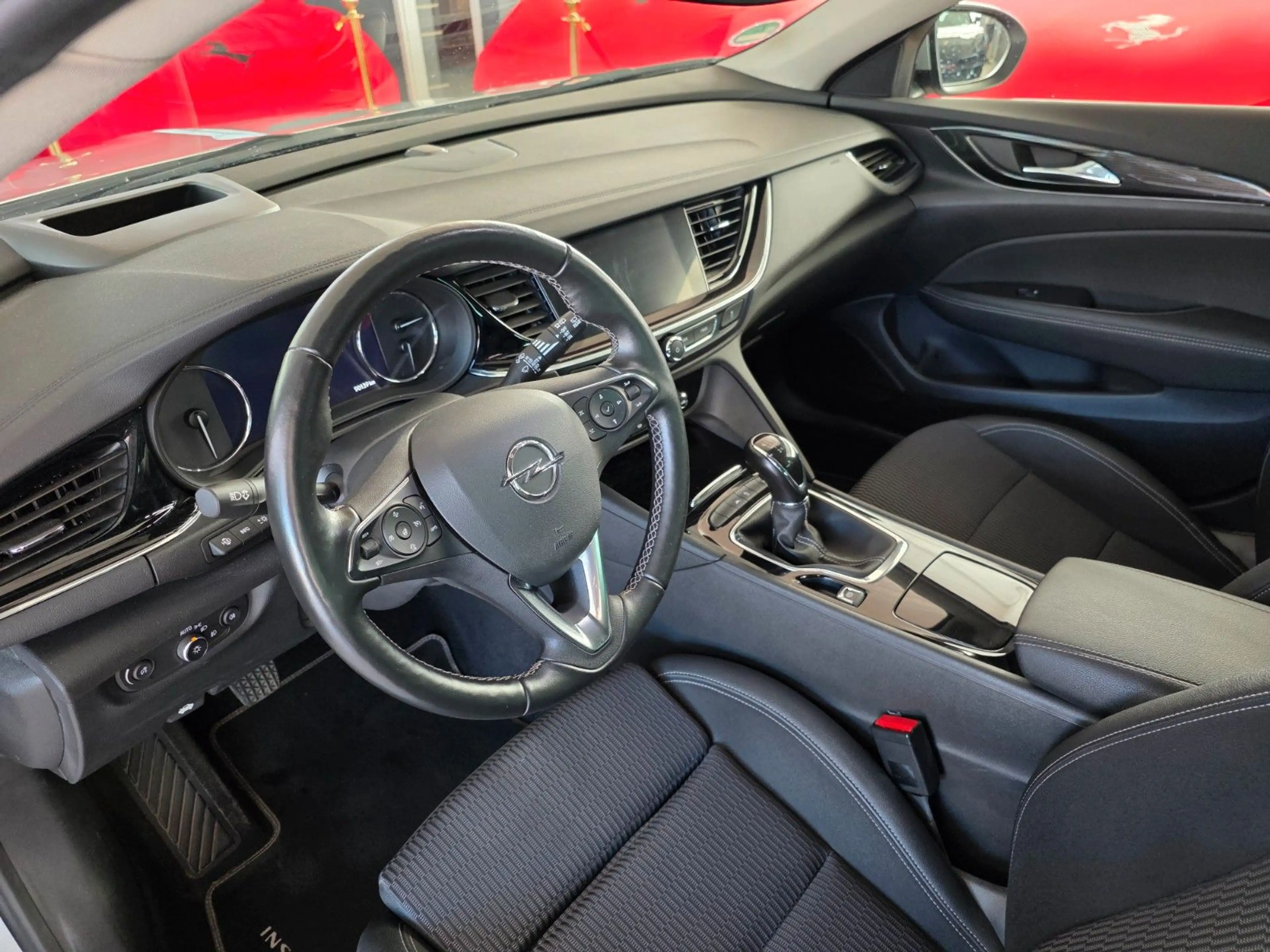 Opel Insignia B Sports Tourer 1.6 Turbo Innovation — photo 10