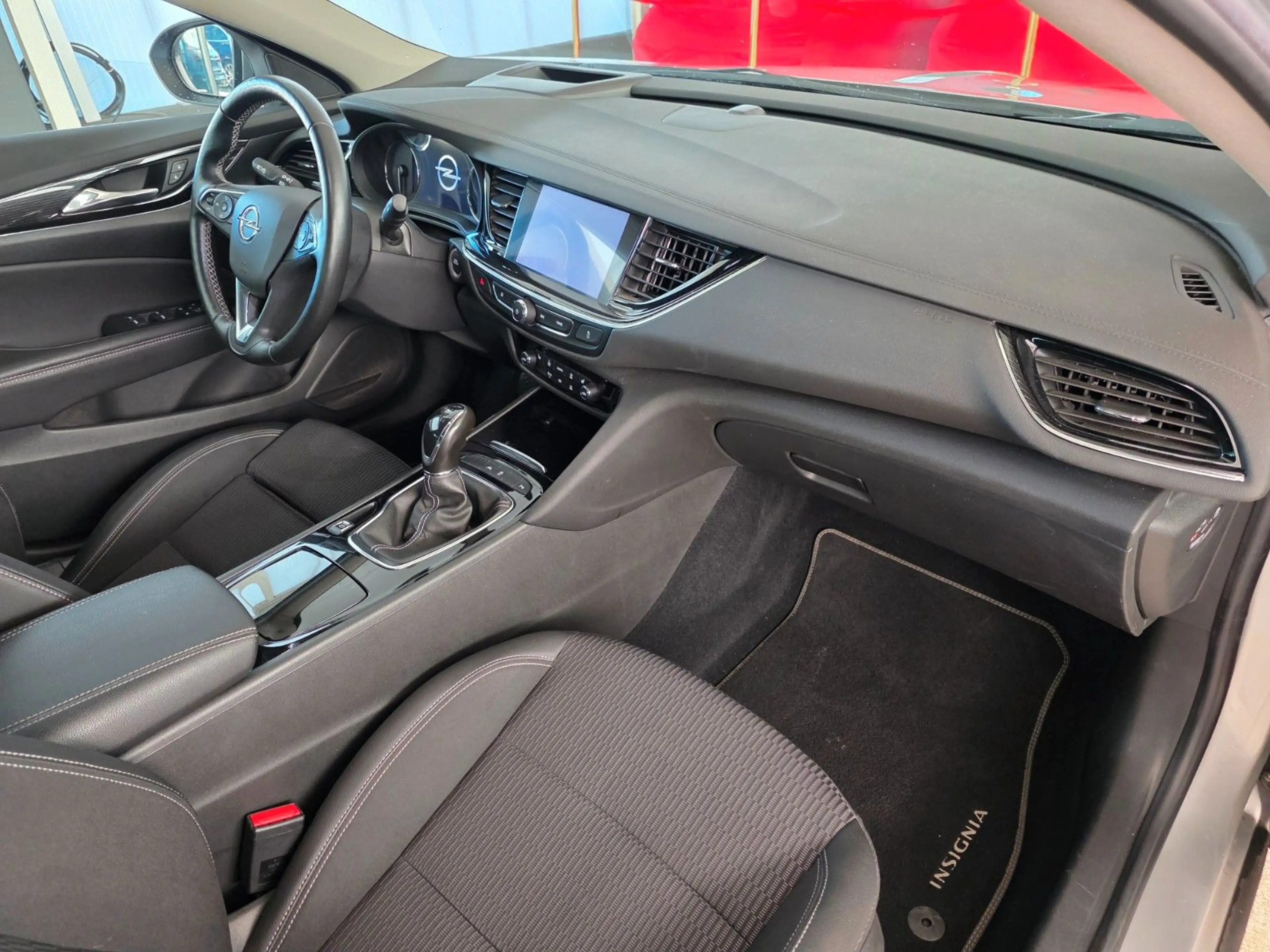 Opel Insignia B Sports Tourer 1.6 Turbo Innovation — photo 13