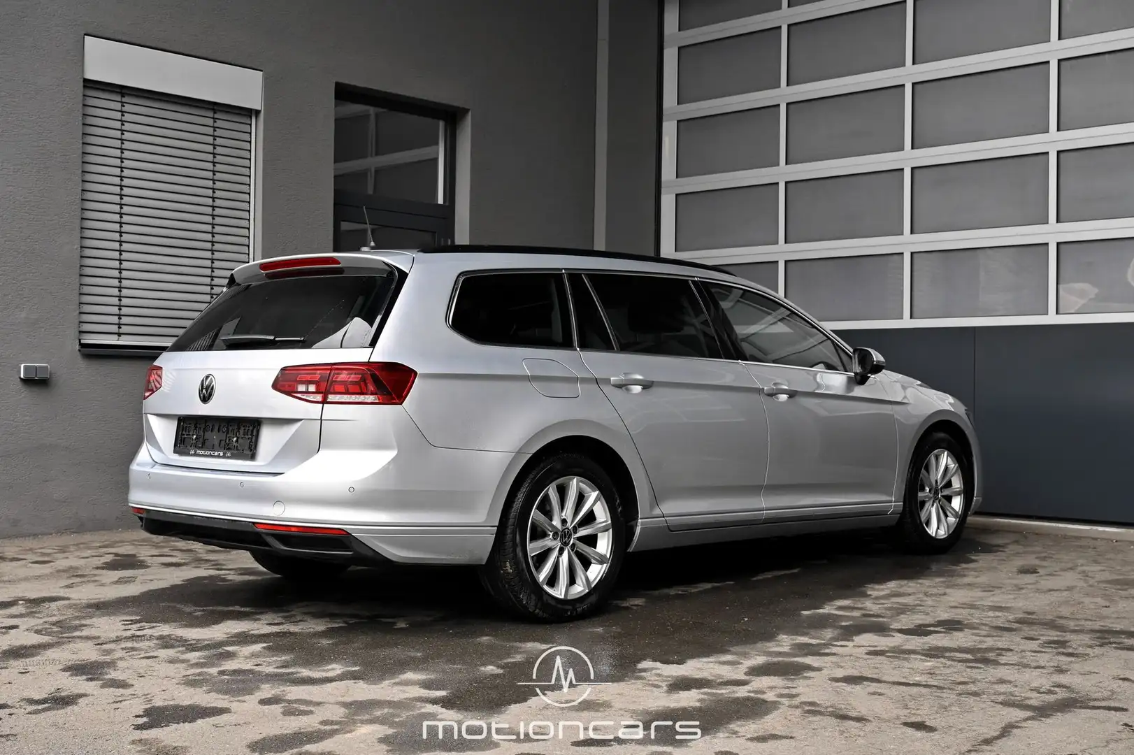 Volkswagen Passat Variant Passat 4Motion 2.0 TDI BMT/Start-Stopp Business Plateado - 2
