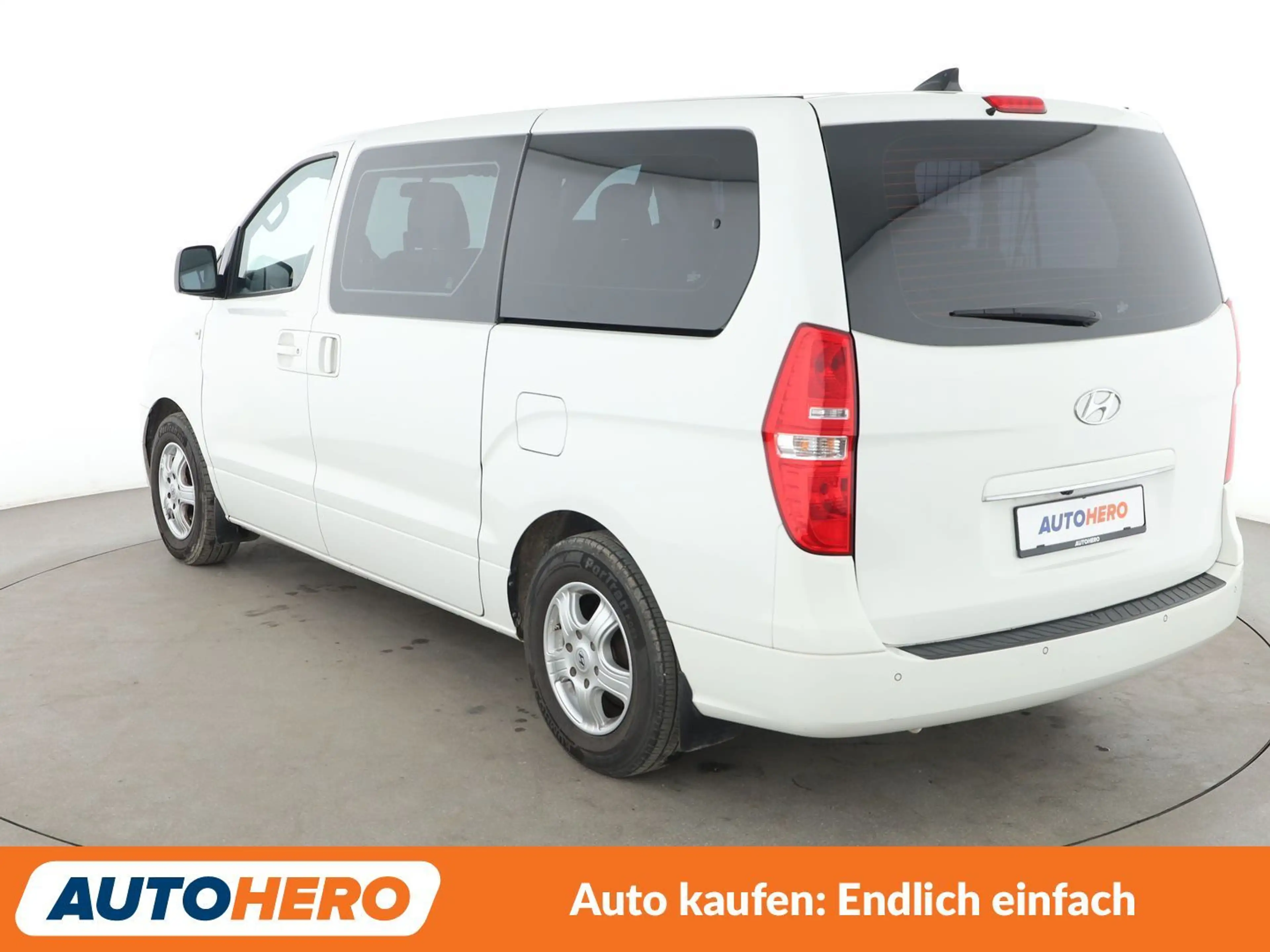 Hyundai H-1 2.5 CRDi Travel Trend *NAVI*CAM*TEMPO*ALU*KLIMA* — photo 4