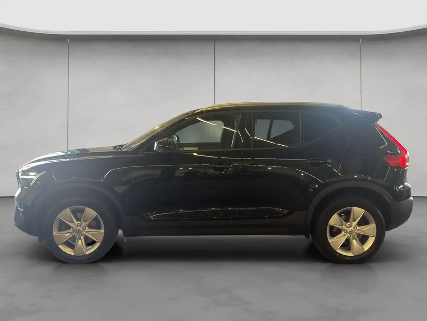 Volvo XC40 XC40 B3 Aut Google-Maps LED Kamera PDCv+h AHK Schwarz - 2