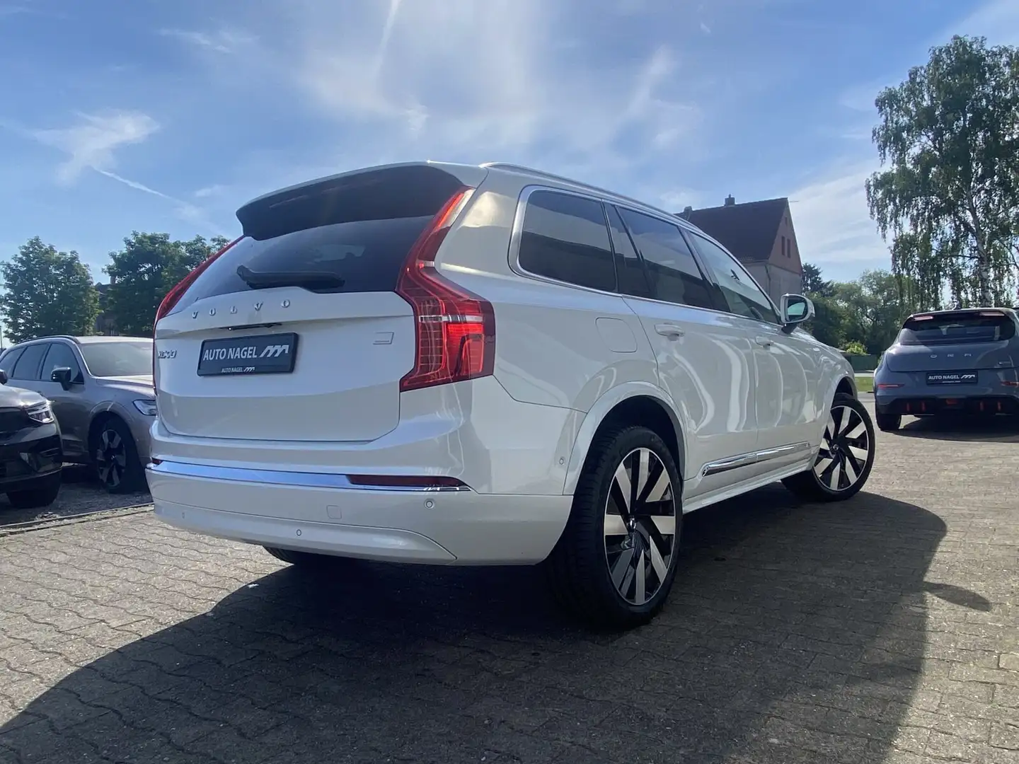 Volvo XC90 XC90 Recharge T8 AWD Plus Bright PANO Blanco - 2