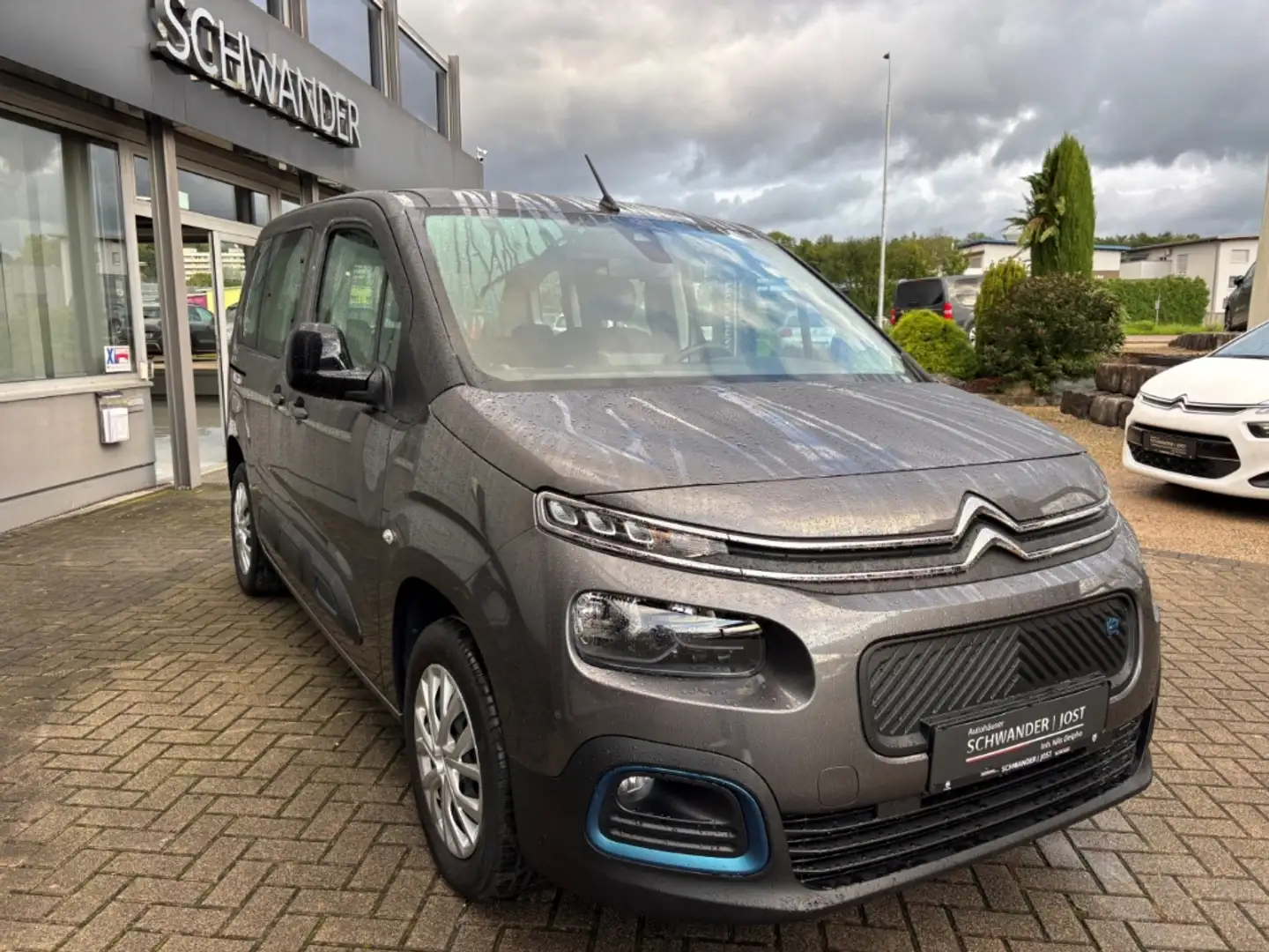 Citroen Berlingo Feel Elektromotor M 136 Grau - 2