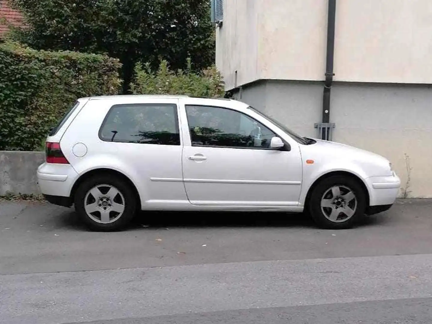 Volkswagen Golf Golf Highline TDI Aut. Weiß - 1