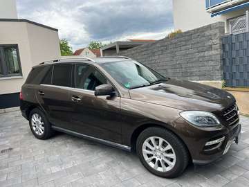 ML 350 BlueTEC 4MATIC 7G-TRONIC