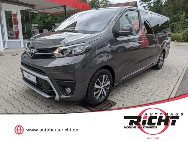 Toyota Proace ProAce Verso 2.0D L2 Shuttle Comfort Leichter Hage
