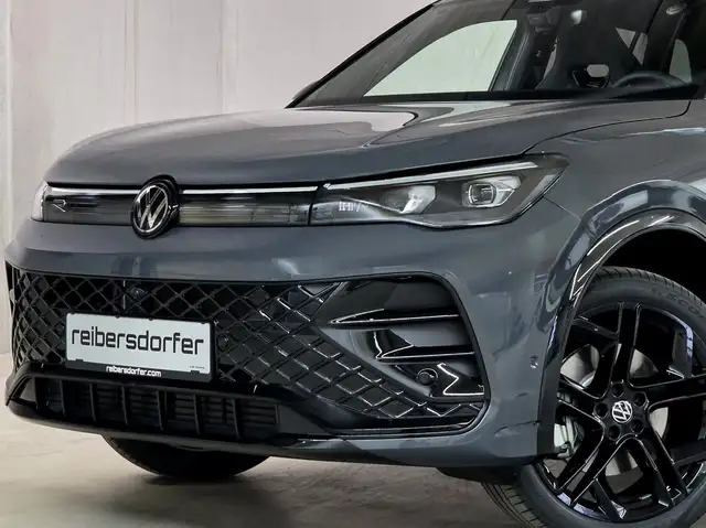 Volkswagen Tiguan Sport TDI 4MOTION DSG Ansicht 2