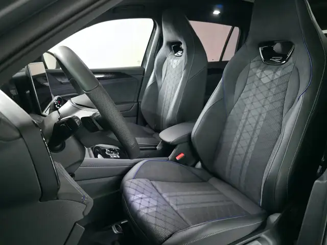 Volkswagen Tiguan Sport TDI 4MOTION DSG Ansicht 13