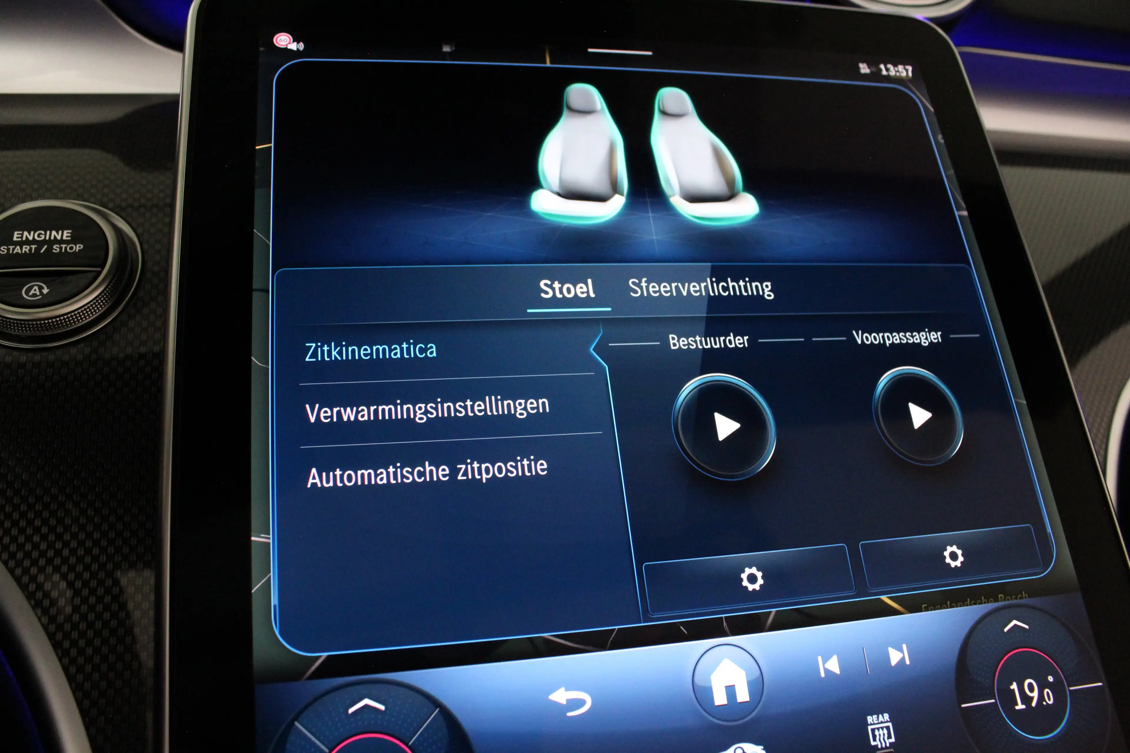 Mercedes-Benz CLE 200 Cabriolet AMG Line Night-pakket/Graphite Grey/Hi — photo 26
