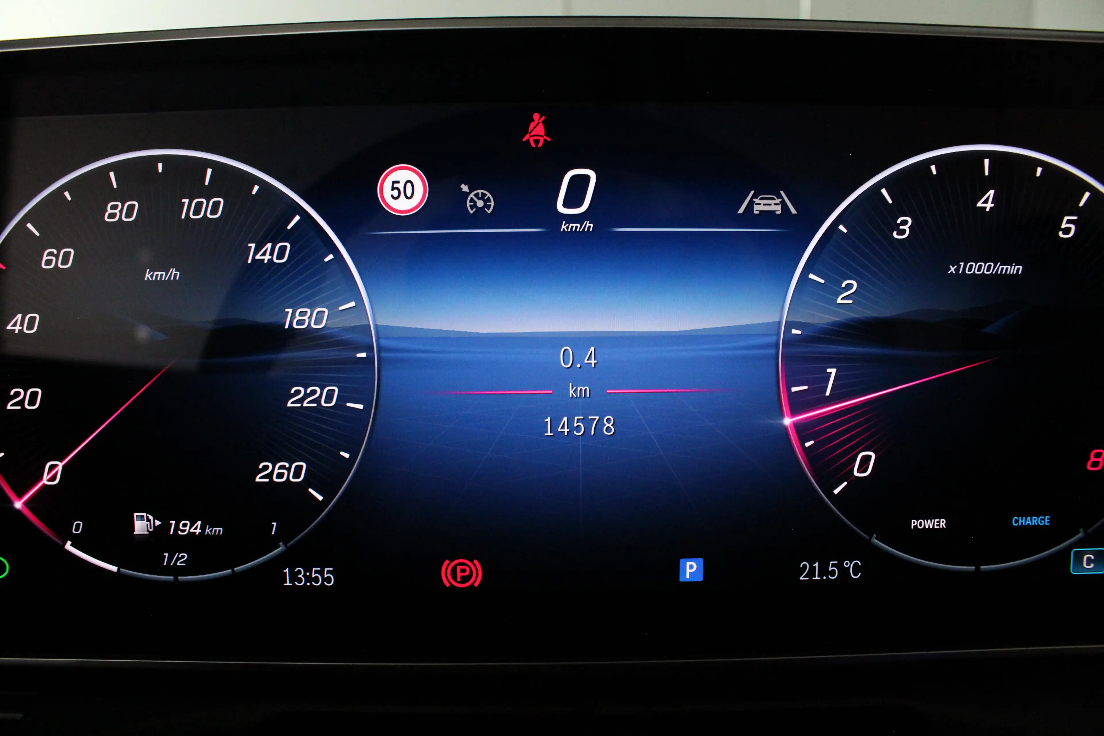 Mercedes-Benz CLE 200 Cabriolet AMG Line Night-pakket/Graphite Grey/Hi — photo 21