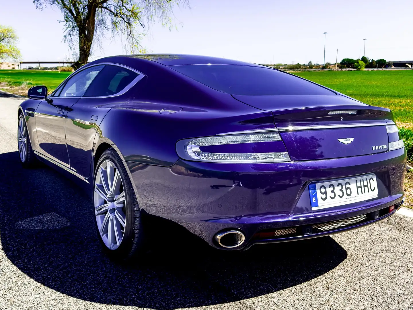 Aston Martin Rapide Rapide Blau - 2