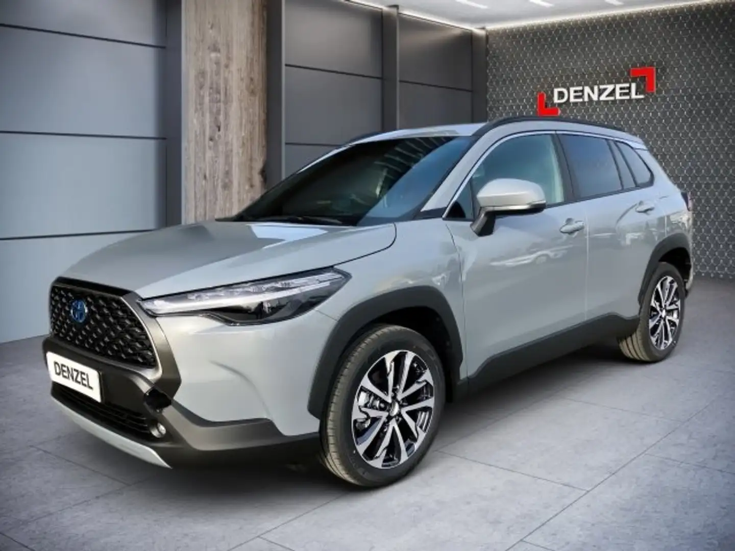 Toyota Corolla Cross 2.0, Active Drive, 4x4 Šedá - 1