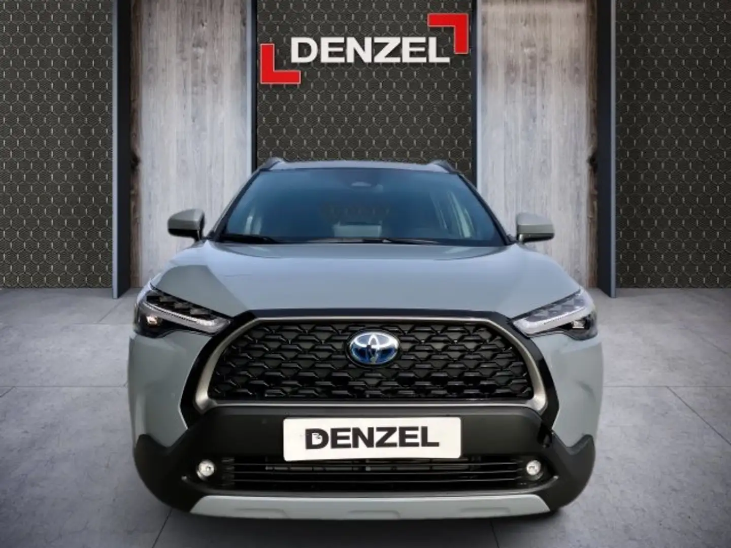 Toyota Corolla Cross 2.0, Active Drive, 4x4 Grijs - 2