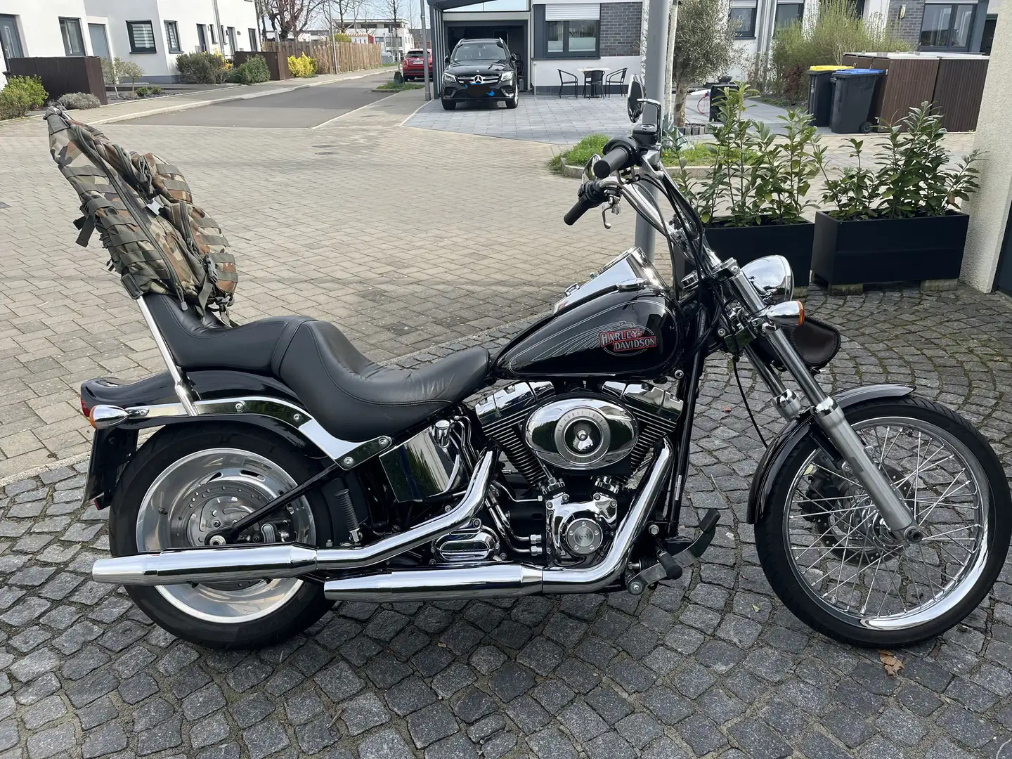 Harley-Davidson Softail FXSTC Czarny - 1