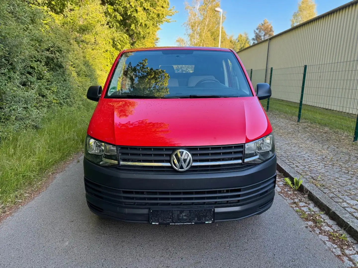 Volkswagen T6 Transporter T6 L2H1 2.0TDI 140PS Klima AHK Sitzheizung - 2