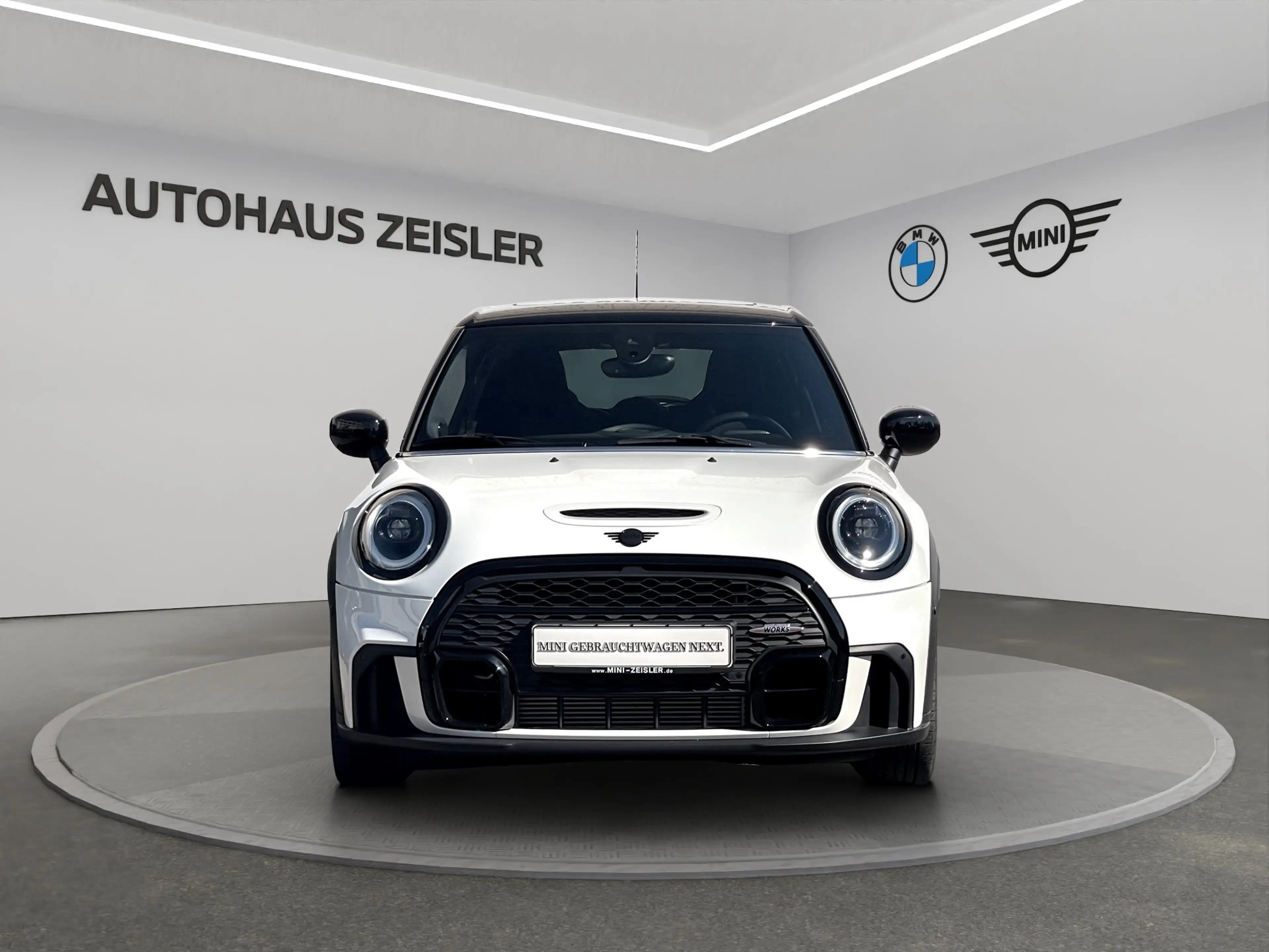 MINI Cooper S 5-Türer JCW-AERO-KIT Head-Up PanoDach Rückfahrkame — photo 5