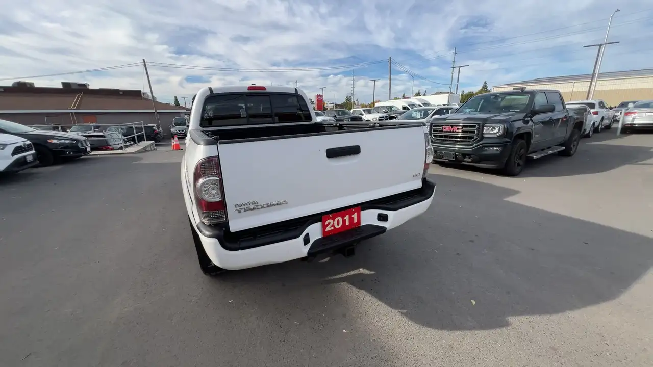 Toyota Tacoma снимка Toyota Tacoma