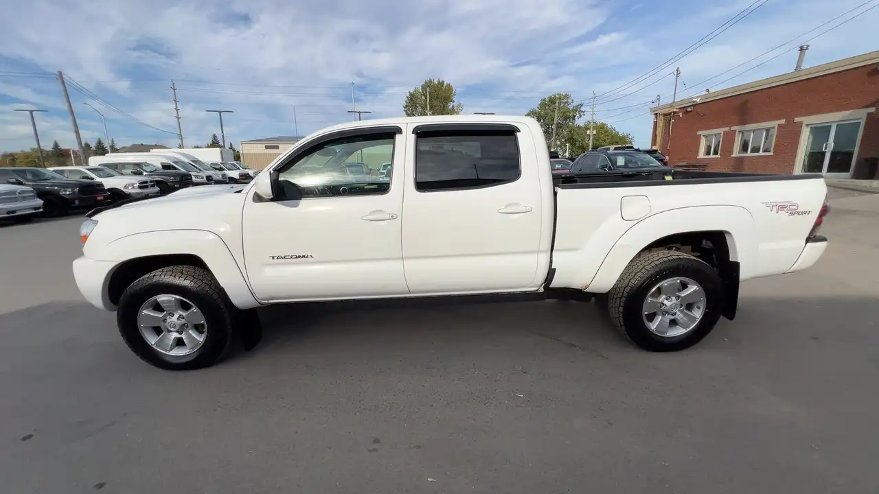Toyota Tacoma снимка Toyota Tacoma