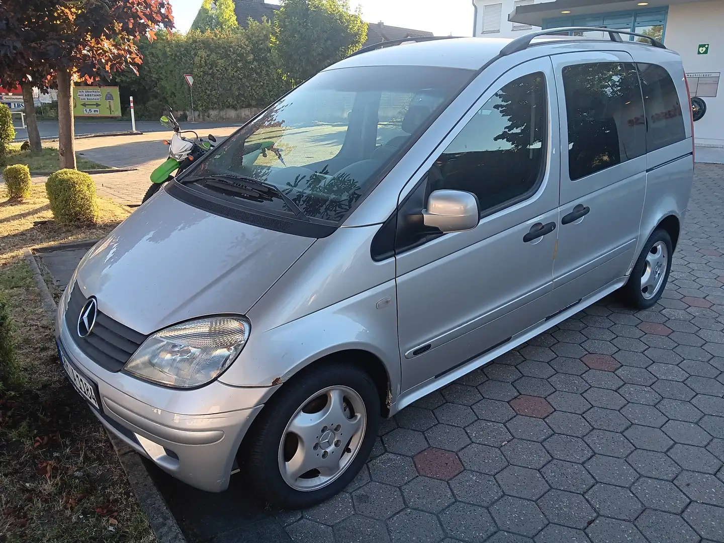 Mercedes-Benz Vaneo Vaneo CDI 1.7 Ambiente Silber - 1