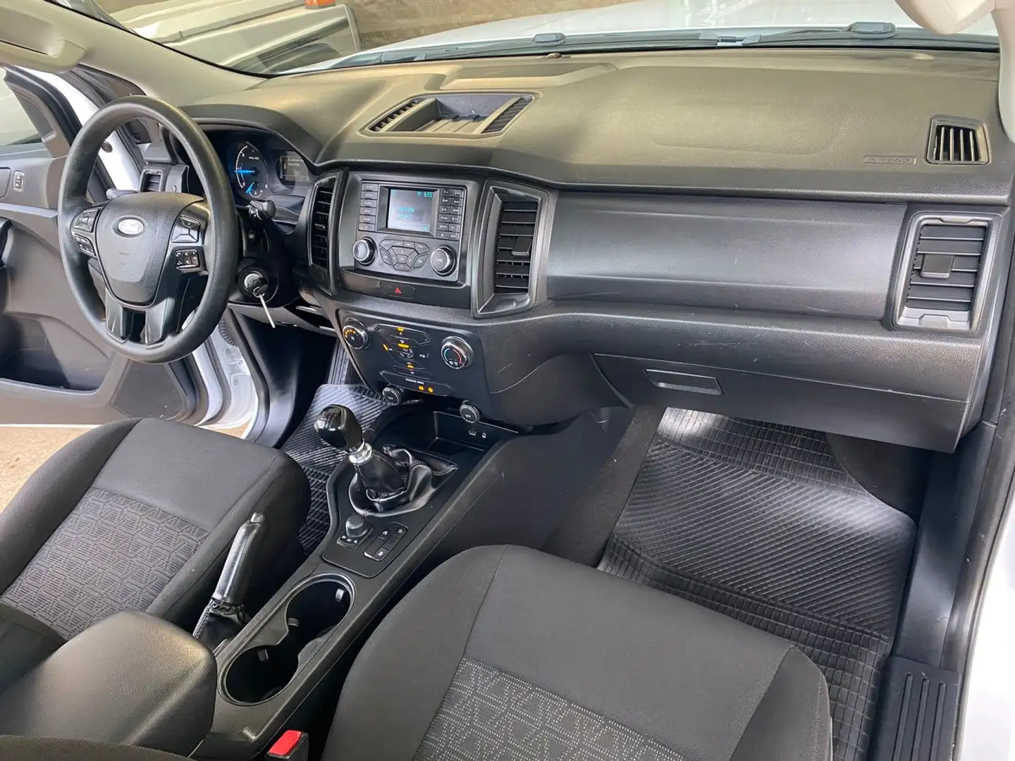 Ford Ranger 2.2TDCI S&S Cb.Sencilla XL 4x4 160 Blanco - 2
